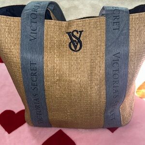 Victorias Secret Straw Tote ✨